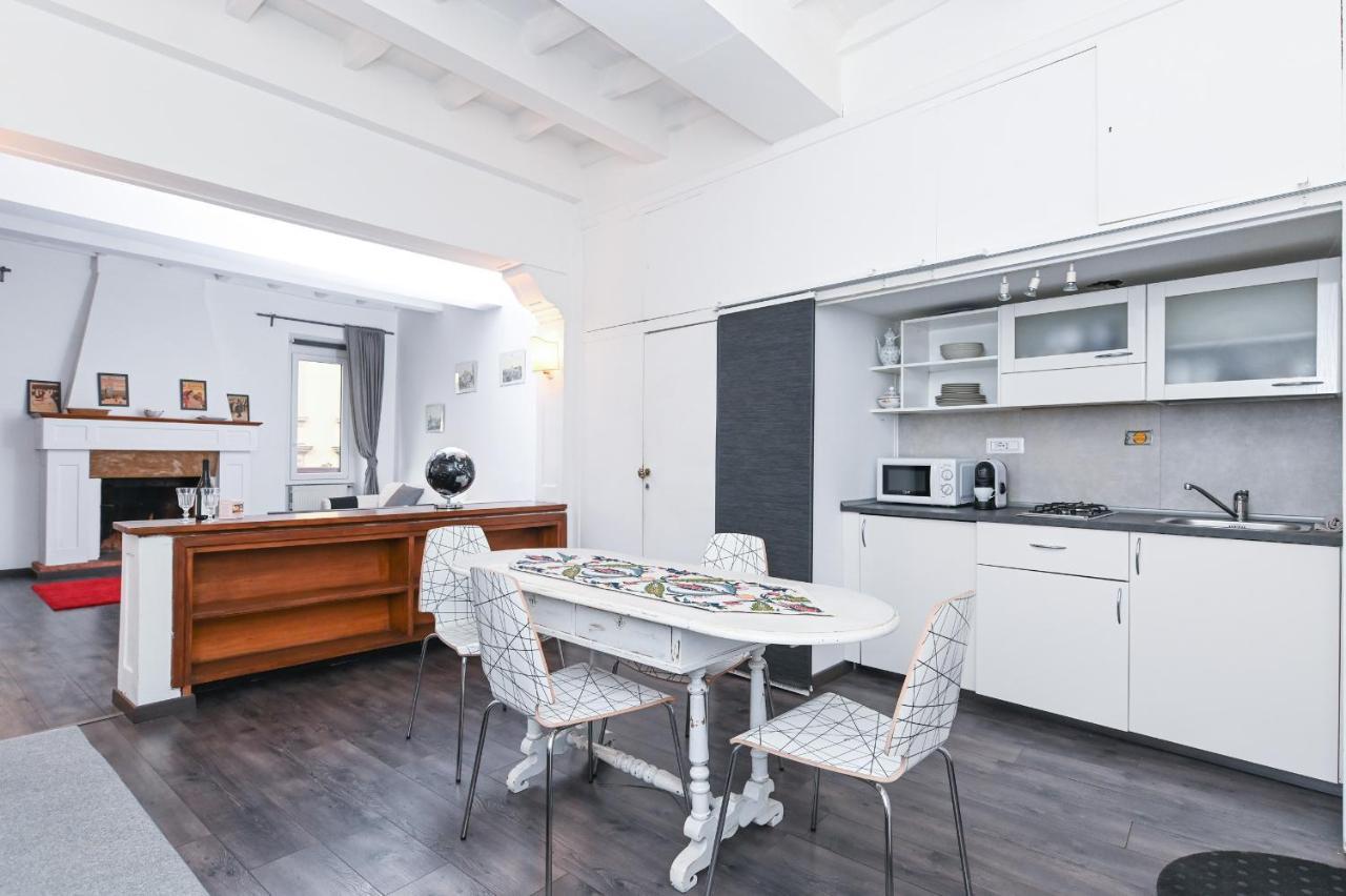 Gorgeous Trastevere Loft On The River Roma Exterior foto