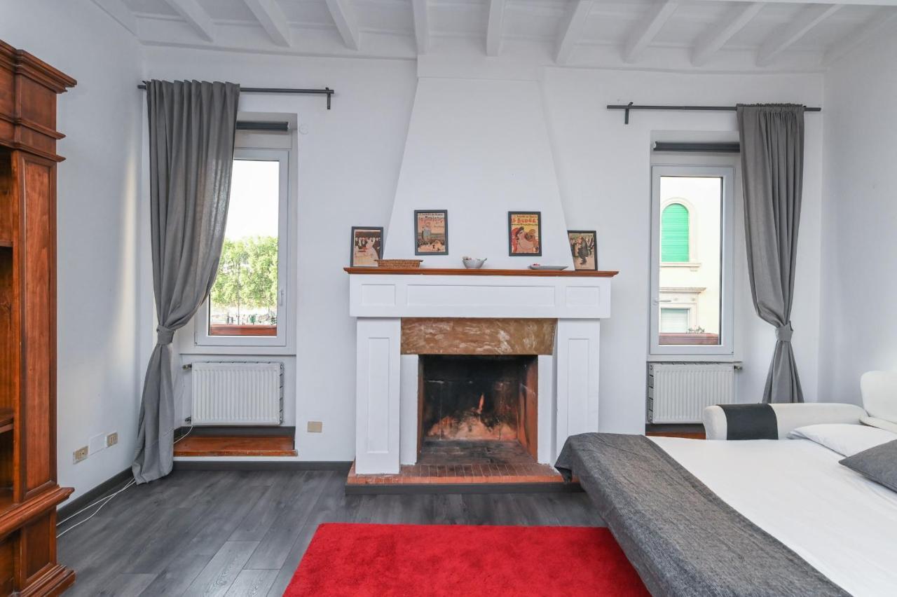 Gorgeous Trastevere Loft On The River Roma Exterior foto